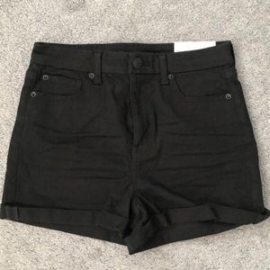 American Eagle Black Curvy High Waisted Shorts
